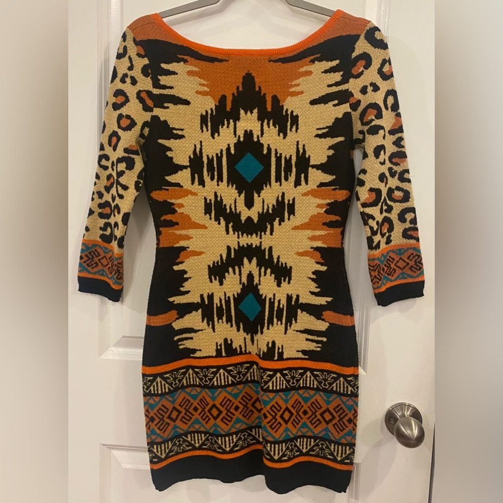 Flying Tomato Sweater Dress Sz M Aztec/Animal Print 3/4 Sleeves - Picture 3 of 5